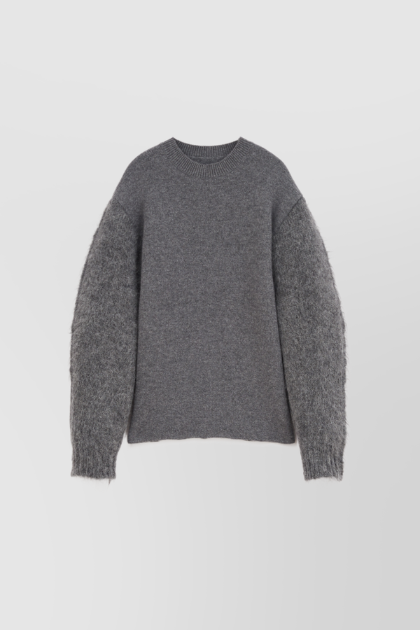 Boxy sweater with brushed sleeves