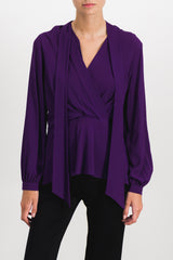 Long sleeved fluid crêpe de chine v-neck blouse