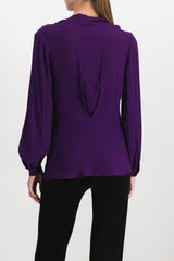 Long sleeved fluid crêpe de chine v-neck blouse