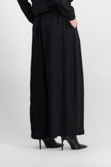 Extra wide leg pants in fluid washed viscose with drawstring wide belt