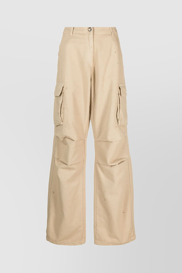 wide-leg cargo trousers