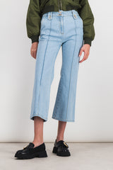 Flared light denim jeans