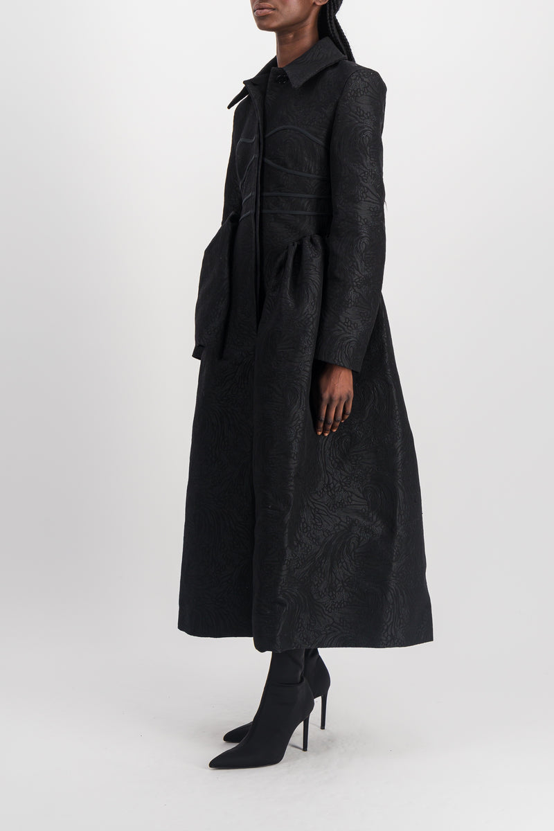 Cecilie Bahnsen - Fitted black coat with asymmetric side panels