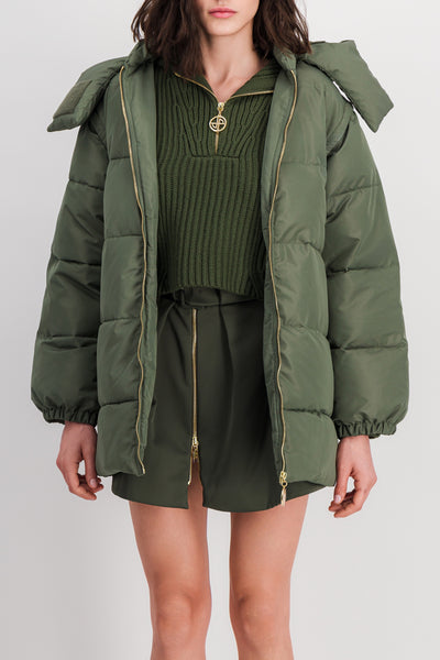 Oversized parka with detachable sleeves